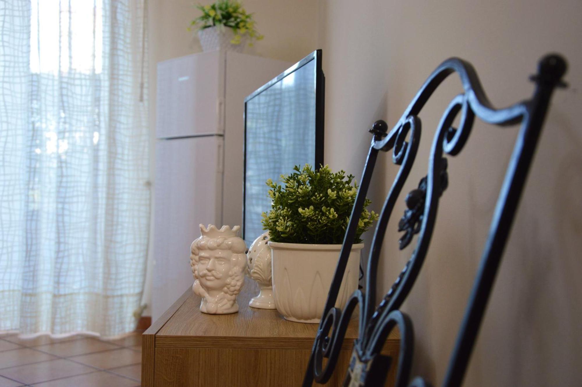 Rita Little House Appartement Mascali Buitenkant foto
